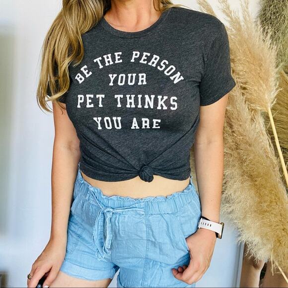 3/$20 NEW TARGET Fifth Sun Grey White Screen Printed Tee Shirt Crop Top M - Picture 1 of 7